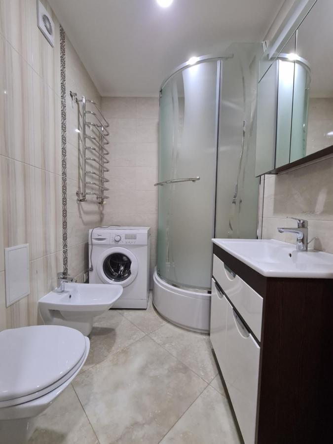 127-Avenue Apartment チェルニウツィー エクステリア 写真